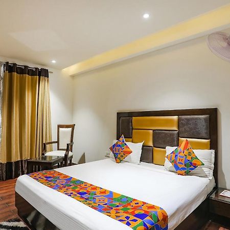 Fabhotel Grand Stay Új-Delhi Kültér fotó