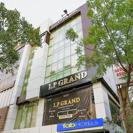 Fabhotel Grand Stay Új-Delhi Kültér fotó