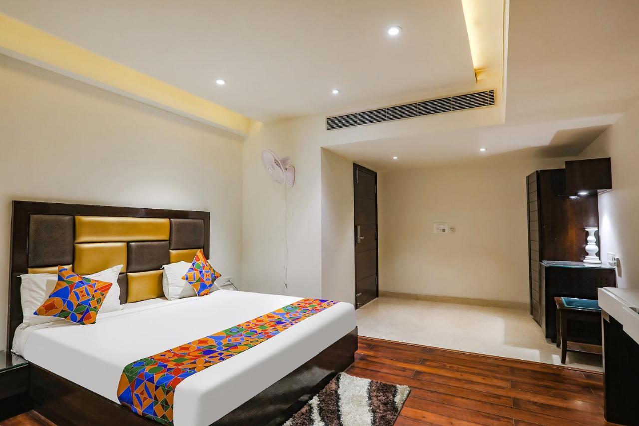 Fabhotel Grand Stay Új-Delhi Kültér fotó