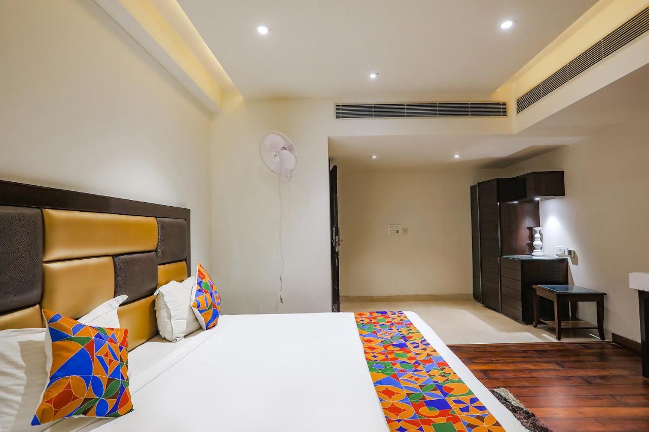 Fabhotel Grand Stay Új-Delhi Kültér fotó
