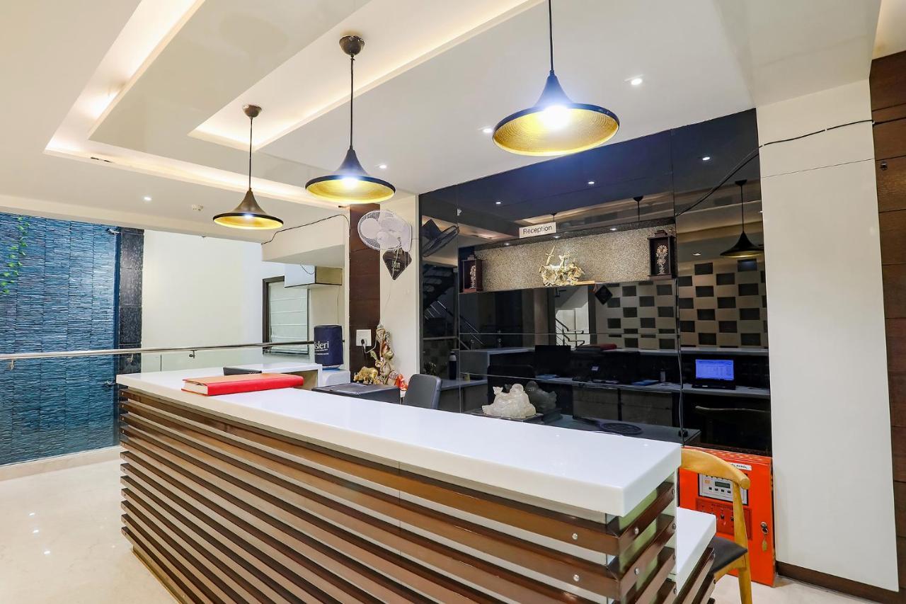 Fabhotel Grand Stay Új-Delhi Kültér fotó