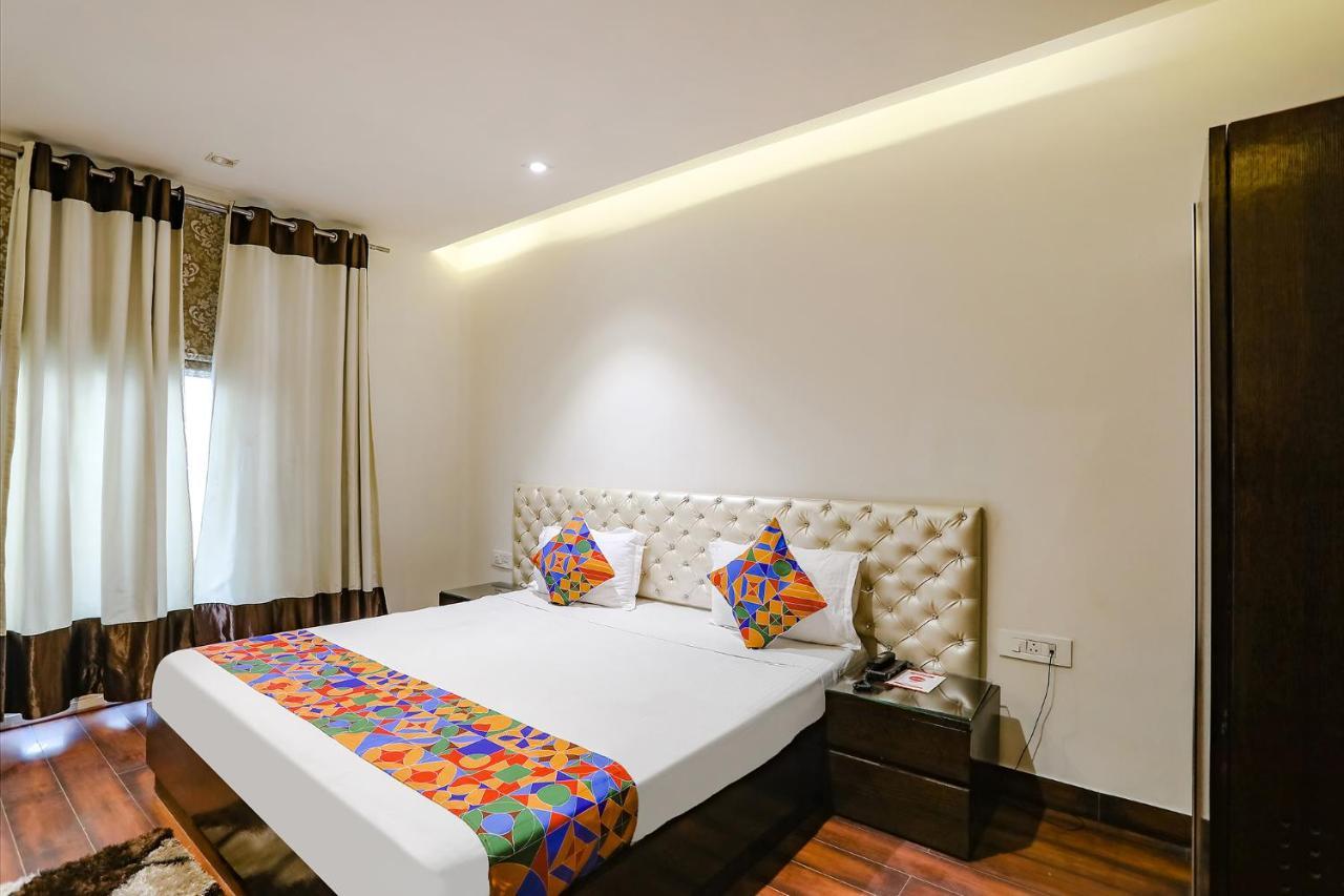 Fabhotel Grand Stay Új-Delhi Kültér fotó