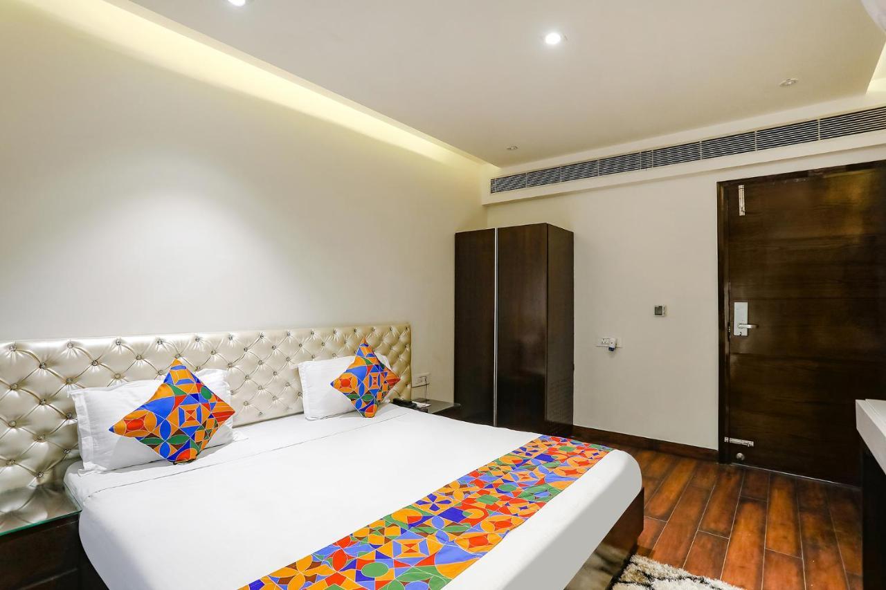 Fabhotel Grand Stay Új-Delhi Kültér fotó