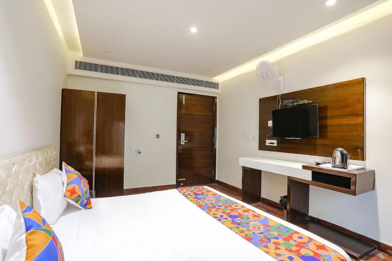 Fabhotel Grand Stay Új-Delhi Kültér fotó